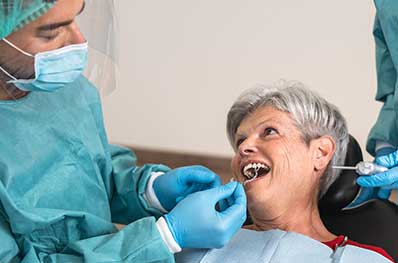 CD Implant Dentistry